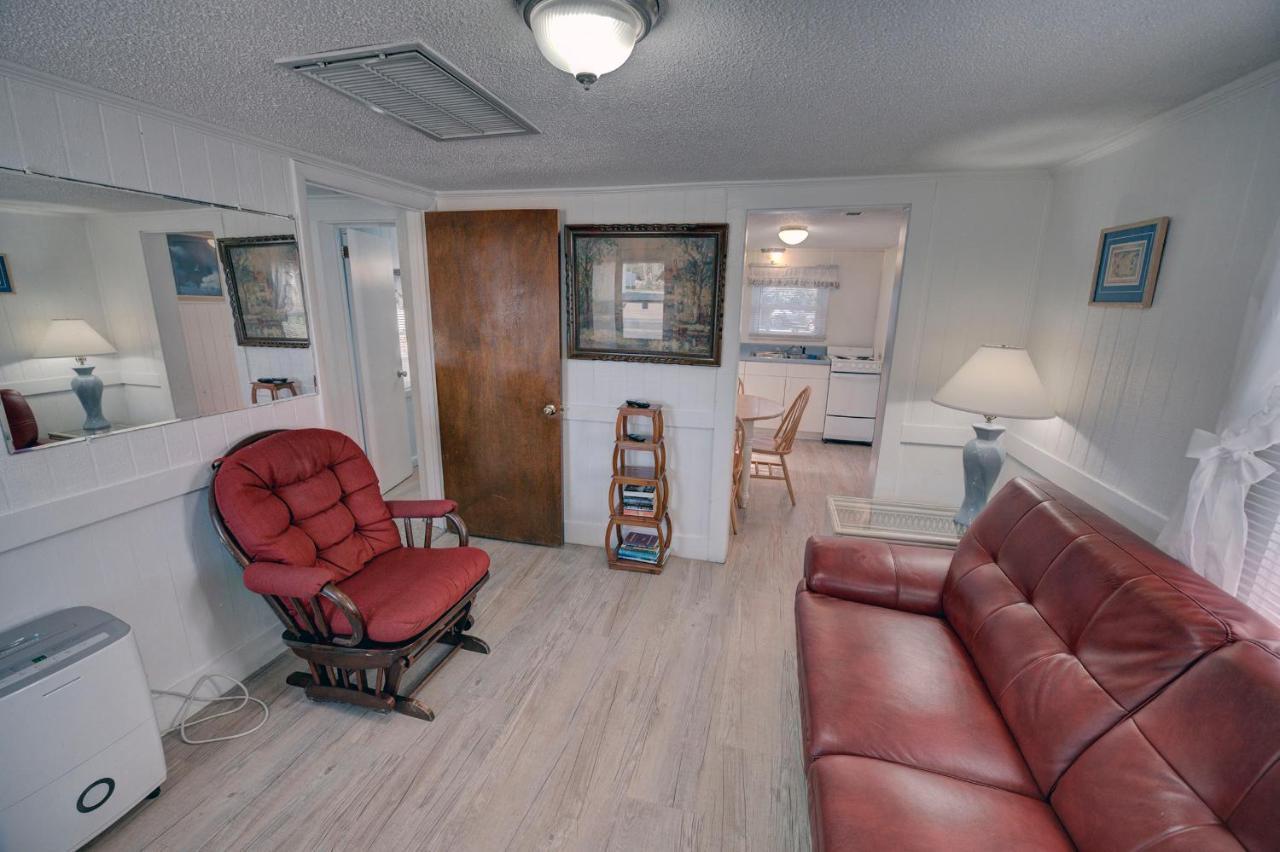Outer Banks Motel - Village Accommodations 巴克斯顿 外观 照片