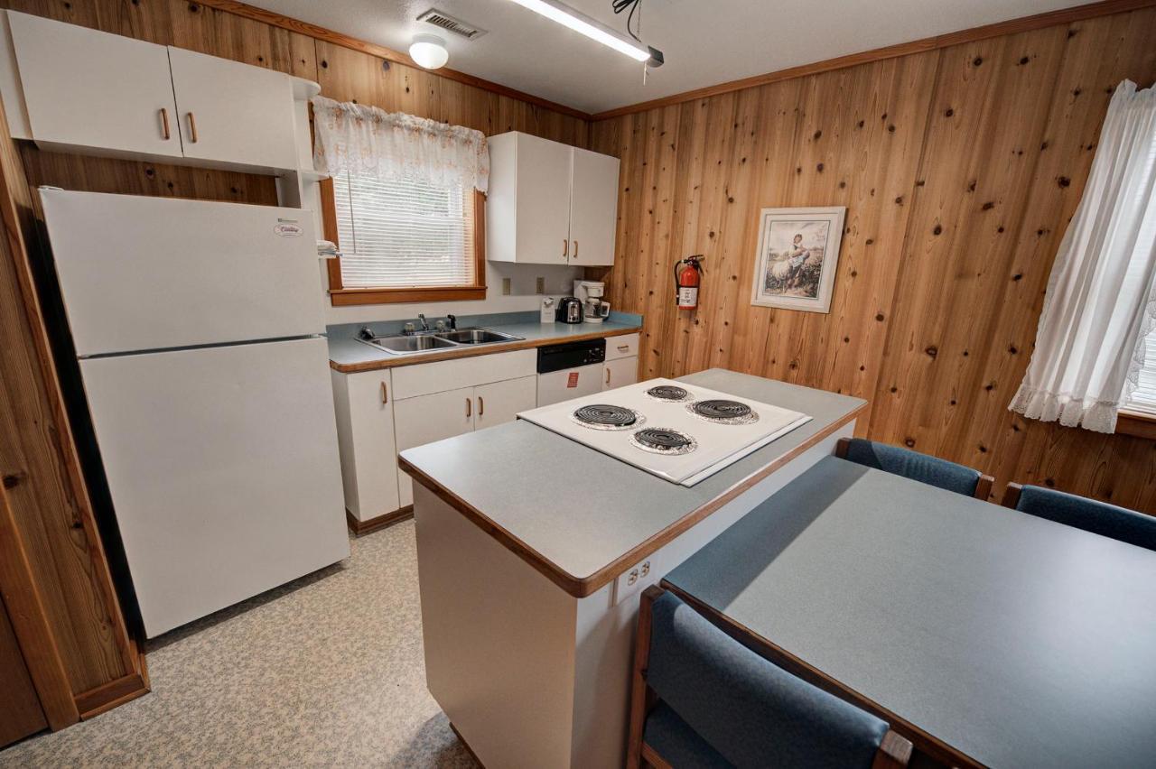 Outer Banks Motel - Village Accommodations 巴克斯顿 外观 照片